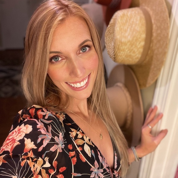 Meet your Posher, Sydney - Picture 1 of 1